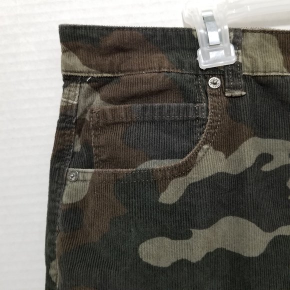 American Eagle pants 22 Mom Jean corduroy camo army print super stretch ribbed - Picture 3 of 14